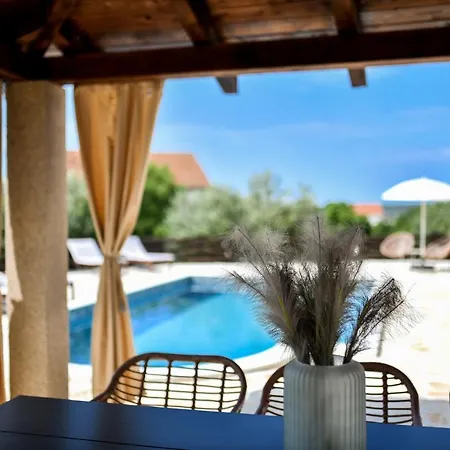 Wonderful House Bruno With Pool Villa