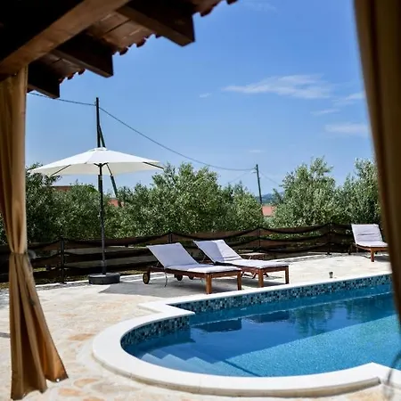 Wonderful House Bruno With Pool Willa *